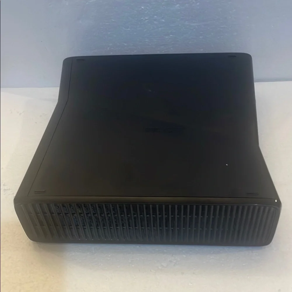 Xbox 360 Console with Kinect console & Manual tested & working